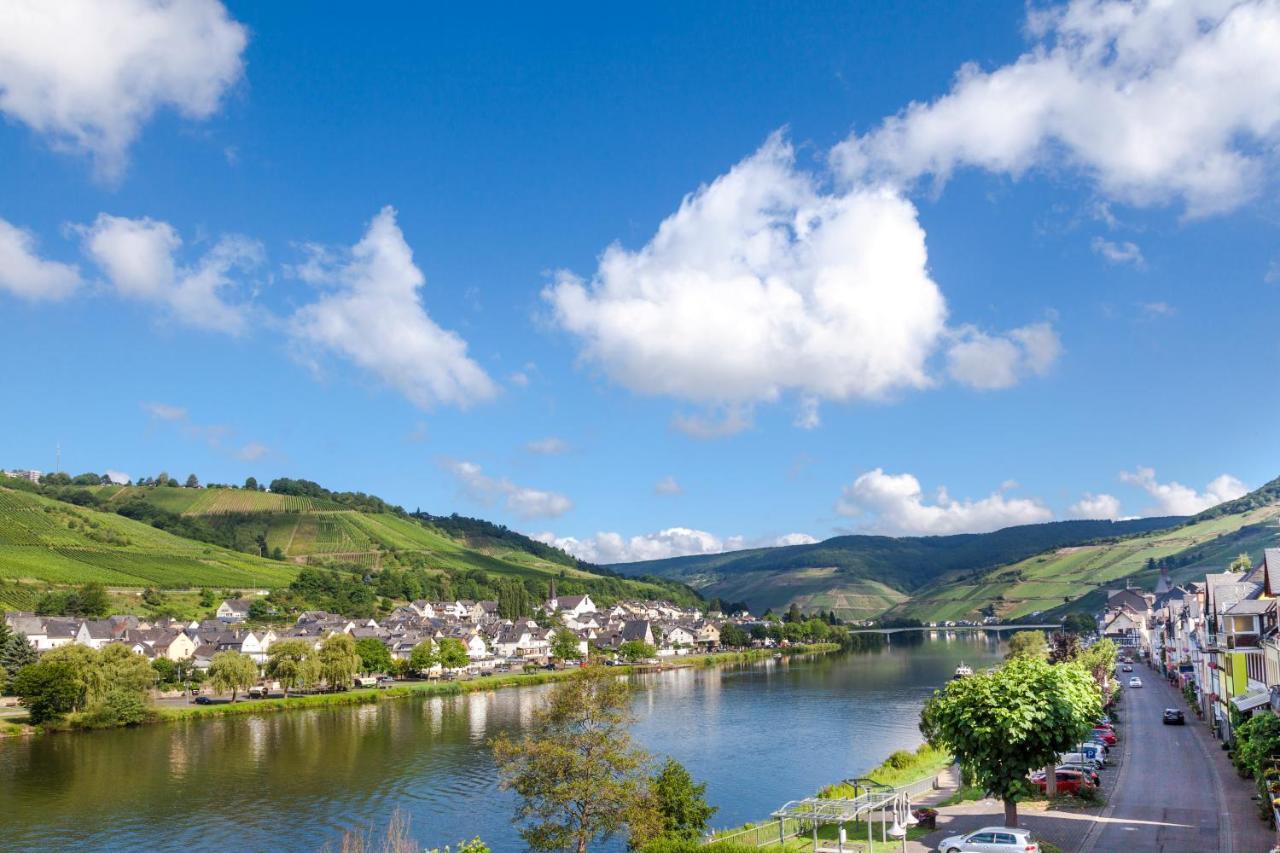 Luxus Apartments Mosel-Zeit Neu 2023 Zell Exterior foto